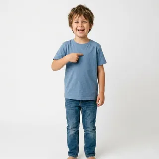 Chest, a flash card photograph for children